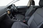 Volkswagen Golf TDI 5-Door 2017 года (UK)